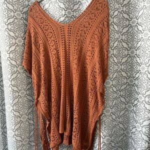 Open-Knit Rust V-Neck Women's Sweater Poncho